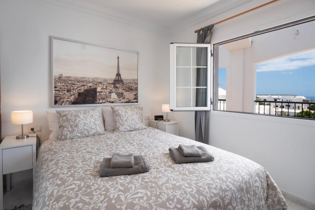 Comfortable And Modern Apartment Next To The Avenida Central In ติอาส ภายนอก รูปภาพ