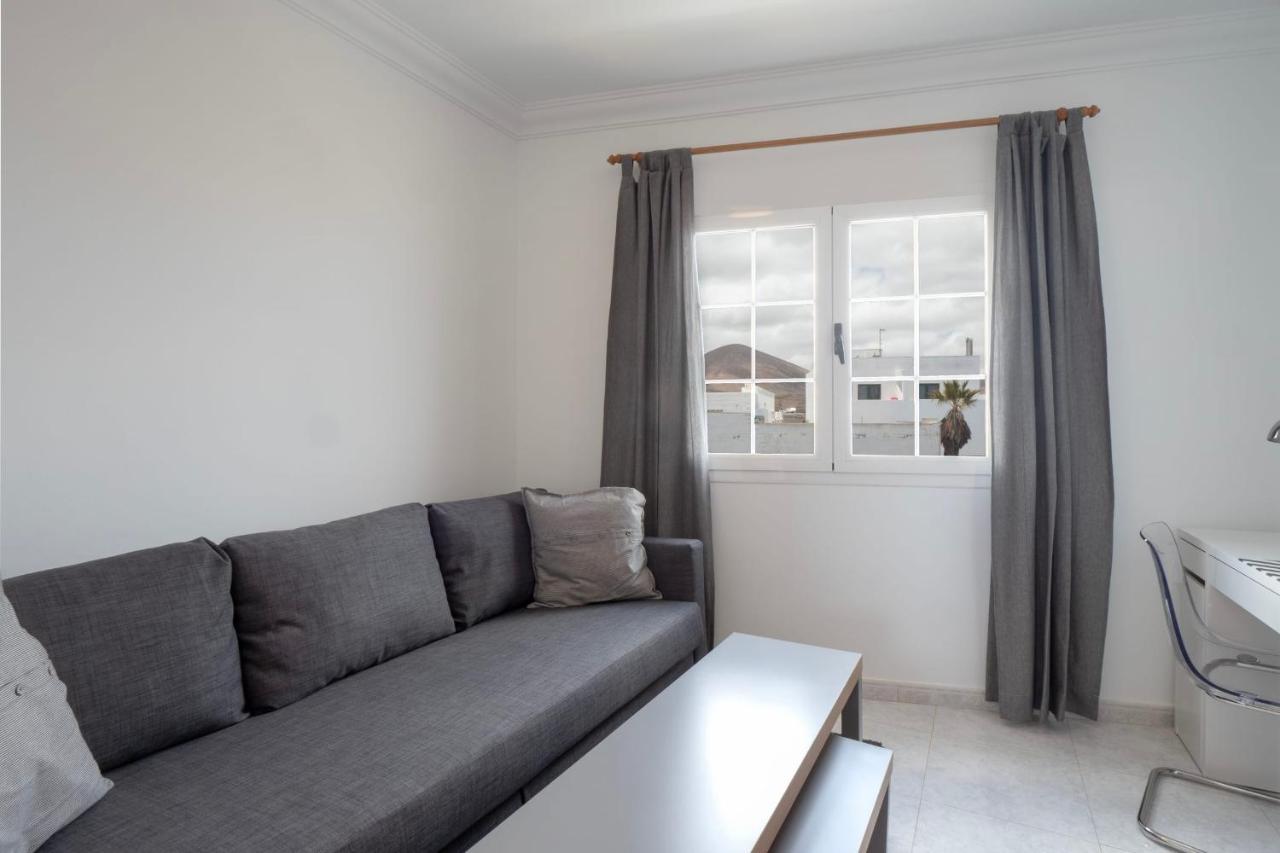 Comfortable And Modern Apartment Next To The Avenida Central In ติอาส ภายนอก รูปภาพ